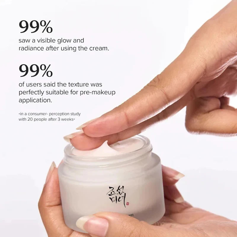 Korean Facial Cleanser for Gentle and Tender Skin Deep Clean Toner Ginseng Water for Moisturized Eye Cream Removes Eye Circles