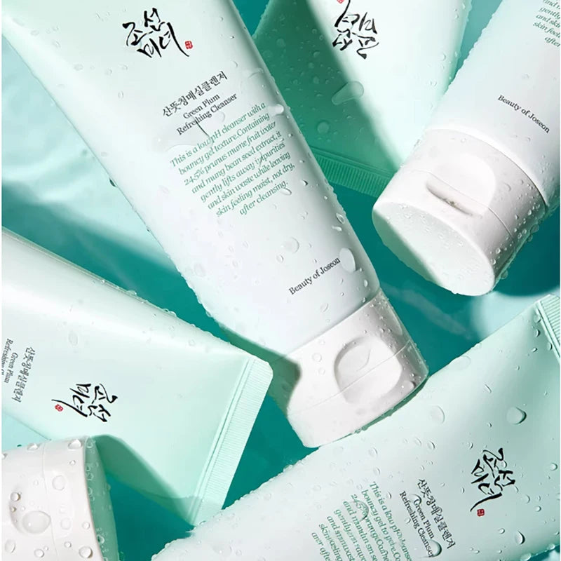 Korean Facial Cleanser for Gentle and Tender Skin Deep Clean Toner Ginseng Water for Moisturized Eye Cream Removes Eye Circles