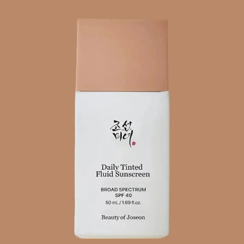 Korean Facial Cleanser for Gentle and Tender Skin Deep Clean Toner Ginseng Water for Moisturized Eye Cream Removes Eye Circles